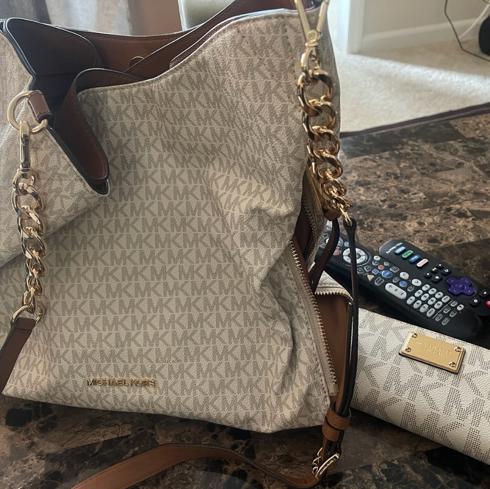 Michael Kors purse and wallet